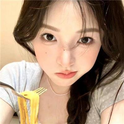 飘动的红丝带海报